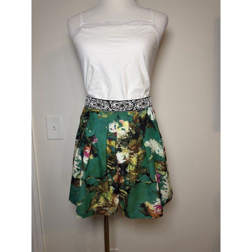Ranna Gill Shorts Skort Floral Boho Women’s Size 8 Watercolor Abstract